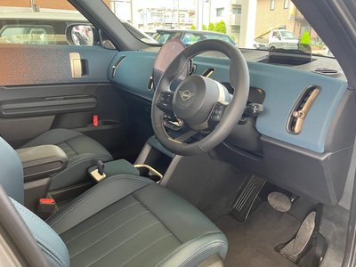 2025 MINI COOPER COUNTRYMAN — миниатюра 50