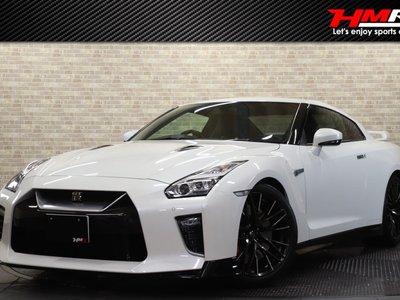 NISSAN GT-R