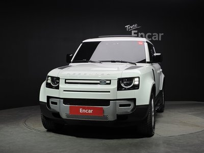 LAND ROVER DEFENDER - 2
