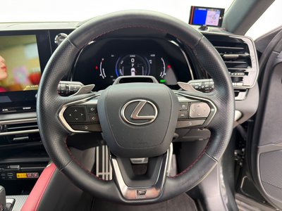 2023 Lexus RX — миниатюра 14