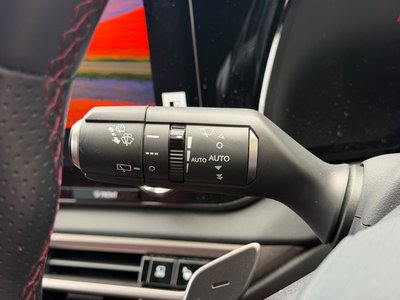 2023 Lexus RX — миниатюра 18