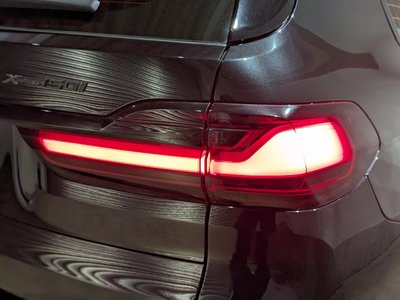 BMW X7 - 10