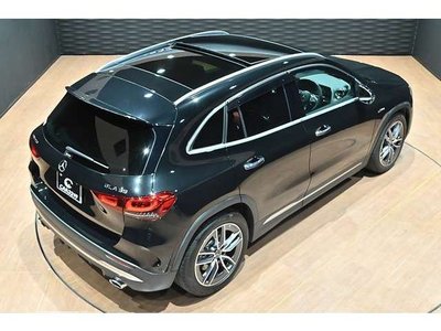 MERCEDES-BENZ GLA - 10