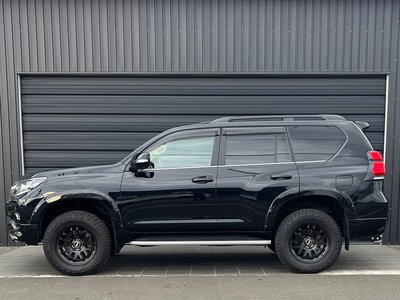 TOYOTA LAND CRUISER PRADO - 2