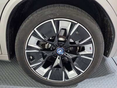 2024 BMW IX3 photo 9