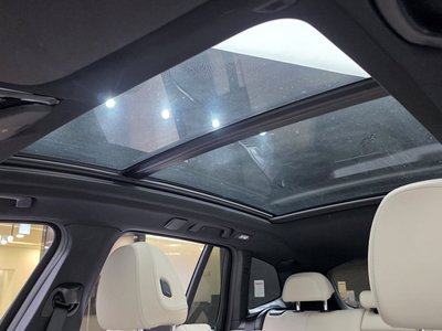 صورة مصغرة 25 لـ 2024 BMW IX3
