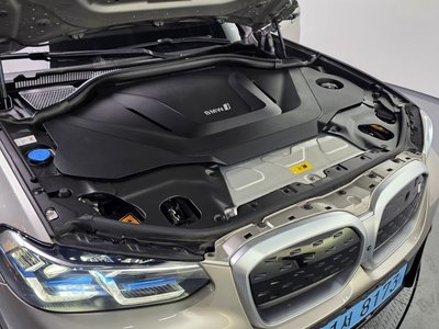 2024 BMW IX3 photo 8