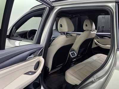 صورة مصغرة 17 لـ 2024 BMW IX3