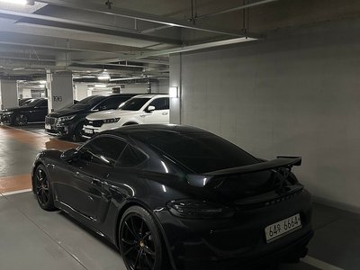 2019 Porsche 718 照片 2