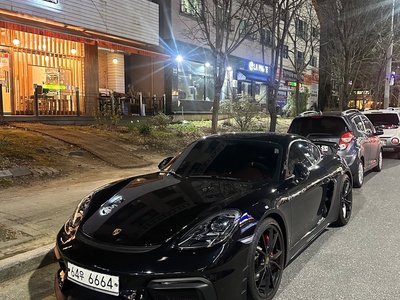 صورة مصغرة 12 لـ 2019 Porsche 718