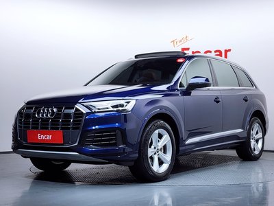 AUDI Q7 - 1