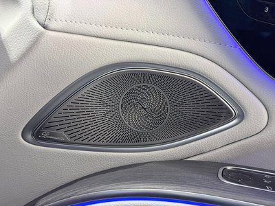 MERCEDES-BENZ EQS - 6