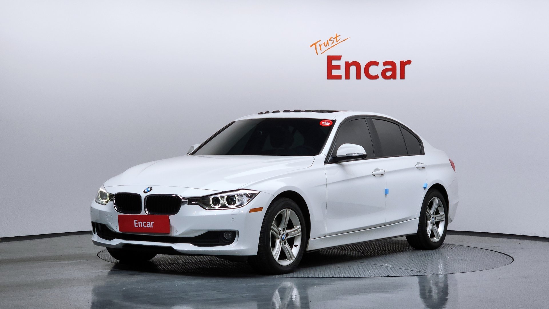 BMW 3 SERIES - View 1