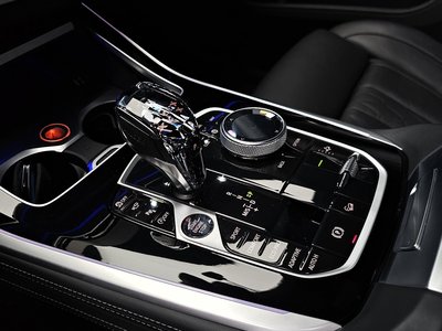 صورة 9 لـ 2021 BMW X7