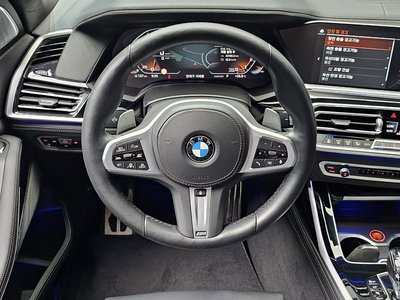 2021 BMW X7 thumbnail 13