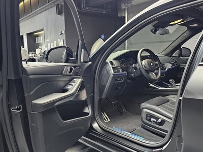صورة 10 لـ 2021 BMW X7