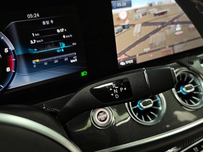 MERCEDES-BENZ CLS - 9