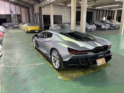 LAMBORGHINI REVUELTO - 3