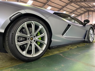 LAMBORGHINI REVUELTO - 10