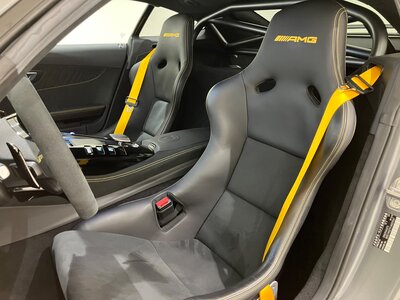 MERCEDES-BENZ GT AMG - 3