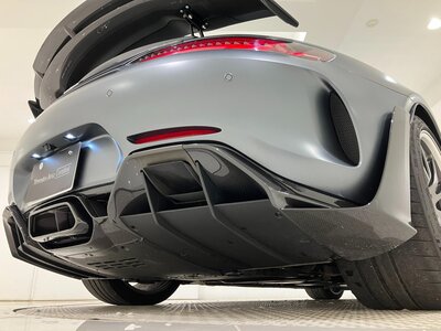 MERCEDES-BENZ GT AMG - 10