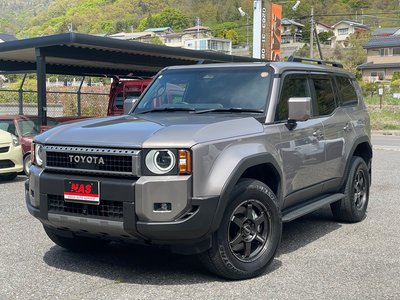 TOYOTA LAND CRUISER - 1