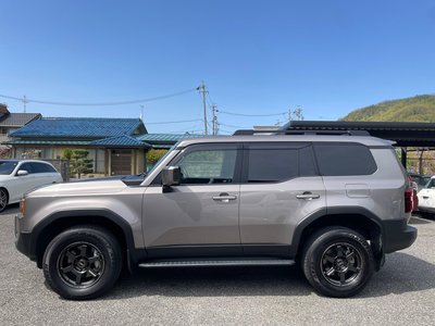 TOYOTA LAND CRUISER - 8