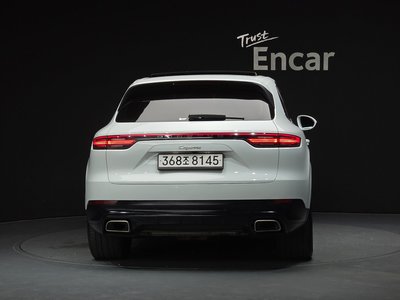 PORSCHE CAYENNE - 4