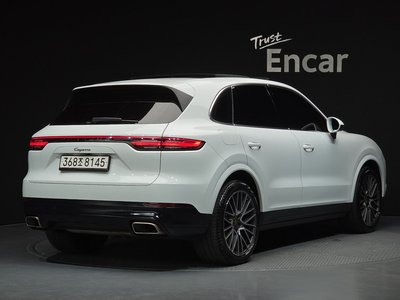 PORSCHE CAYENNE - 3