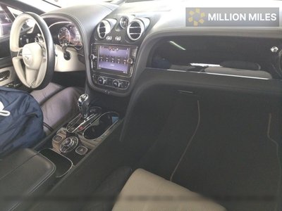 BENTLEY BENTAYGA - 3