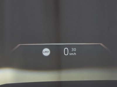 2025 BMW 5 SERIES — миниатюра 30