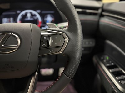 2025 Lexus LBX 缩略图 18