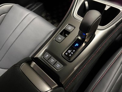 2025 Lexus LBX 缩略图 22