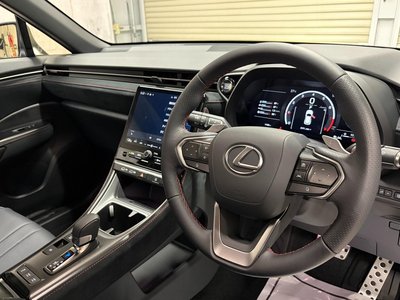 2025 Lexus LBX 缩略图 14