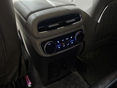 2022 Genesis GV80 thumbnail 30