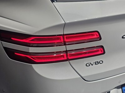 2022 Genesis GV80 photo 10