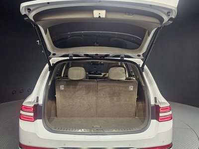 2022 Genesis GV80 thumbnail 36