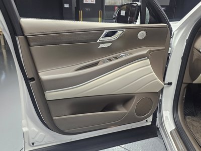 2022 Genesis GV80 thumbnail 14
