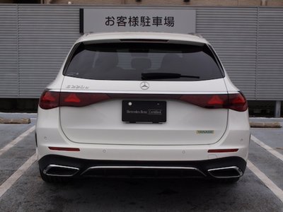 MERCEDES-BENZ E-CLASS - 4