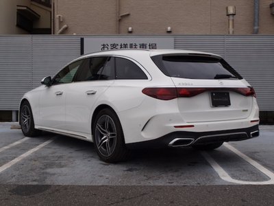 MERCEDES-BENZ E-CLASS - 5