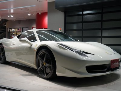 FERRARI 458 ITALIA - 1