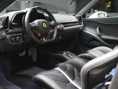 FERRARI 458 ITALIA - 3