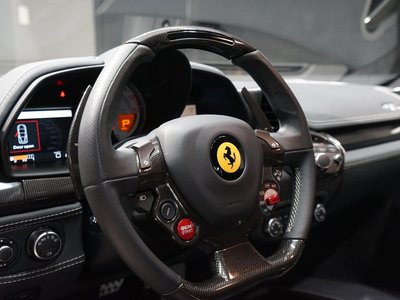 FERRARI 458 ITALIA - 10