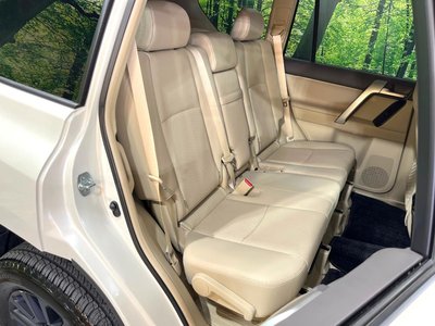 TOYOTA LAND CRUISER PRADO - 9