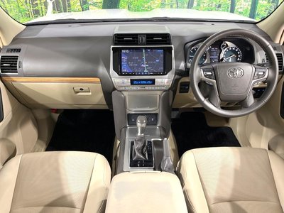 TOYOTA LAND CRUISER PRADO - 2