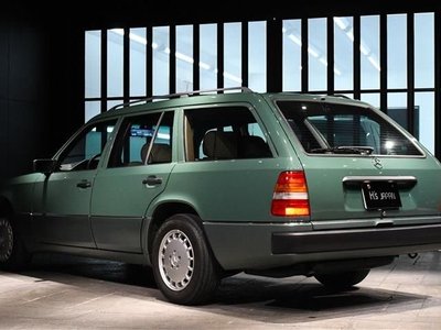 MERCEDES-BENZ MEDIUM-CLASS - 7