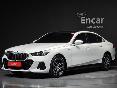 BMW 5 SERIES - 1