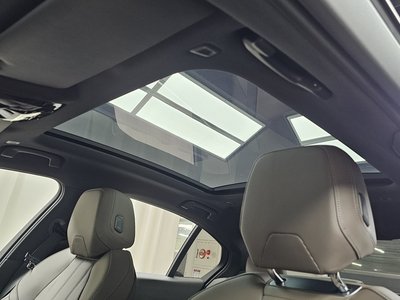 2024 BMW 5 SERIES — миниатюра 22
