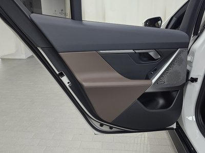 2024 BMW 5 SERIES — миниатюра 15
