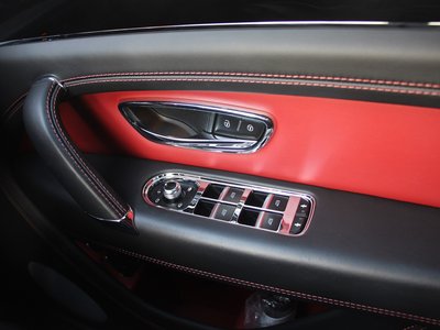 BENTLEY BENTAYGA - 10